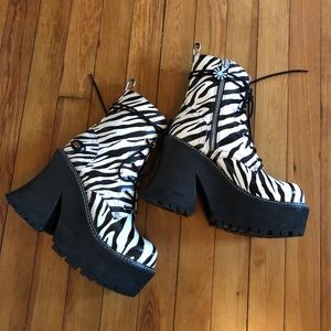 Delia’s For Dolls Kill Wild Animal Behavior Boots
